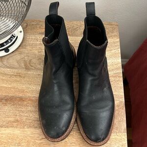 Nisolo Black Leather Chelsea Boots